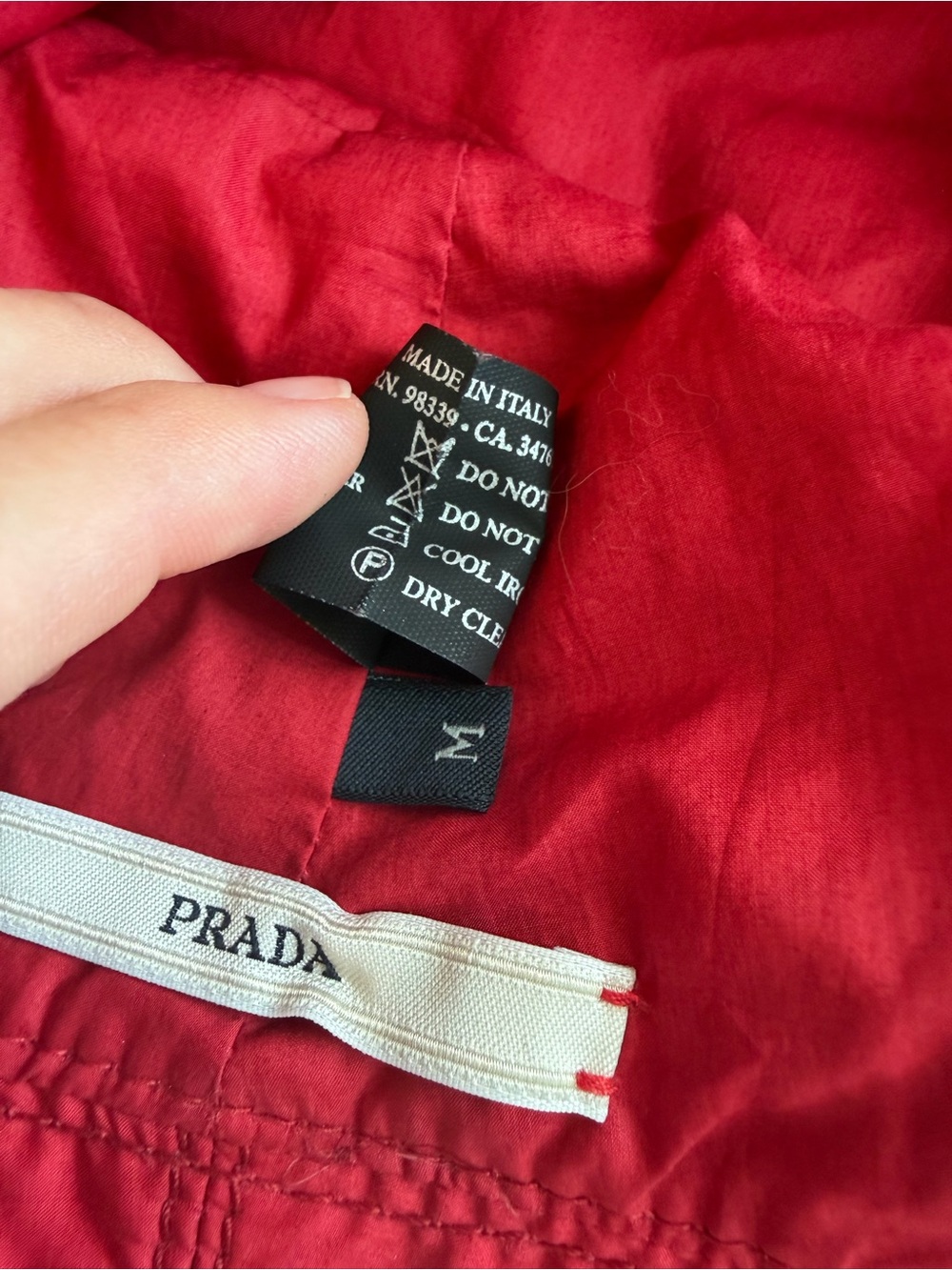 Prada Red Bucket Hat with Contrast Band - Picture 5 of 5